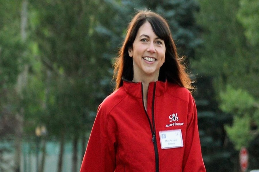 MacKenzie Scott Height